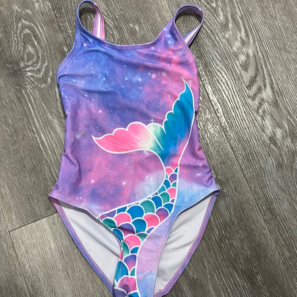 Girls mermaid swimsuit